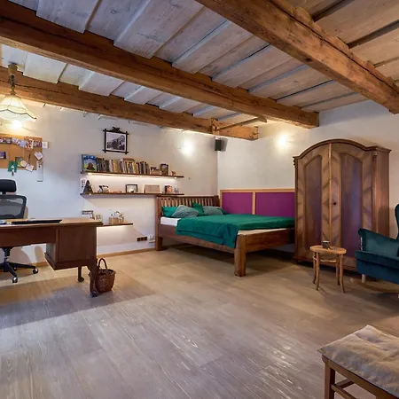 Apartment V Jesenicke Tovarne *