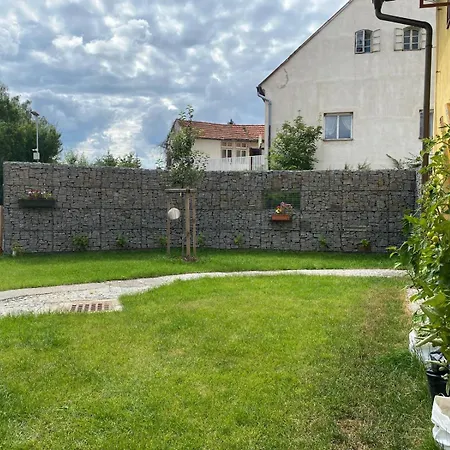 Apartament V Jesenicke Tovarne