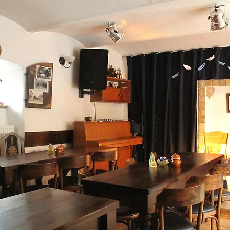 V Jesenicke Tovarne * Rakovnik